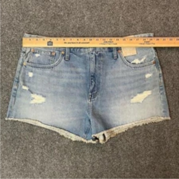 NWT madewell Shorts Denim Relaxed Size 32 Light Wash - Picture 2 of 9